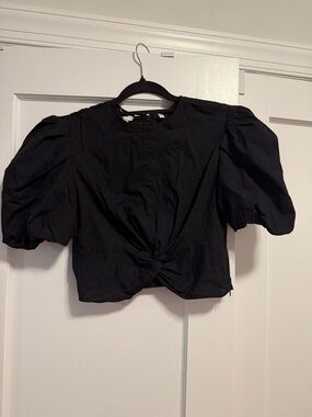 Vince Black Puff-Sleeve Twist-Front Crop Top